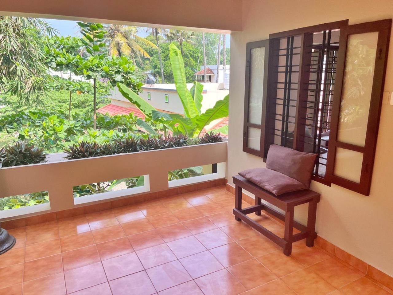 Bava Beach Resort & Retreat Center Varkala Bagian luar foto