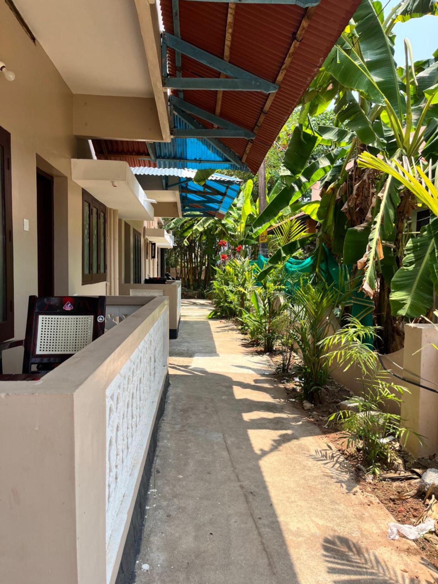 Bava Beach Resort & Retreat Center Varkala Bagian luar foto